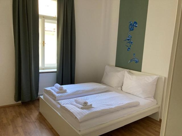Erbenova Apartments Прага Экстерьер фото